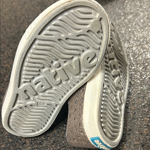 Native Kids Glittery Slip-On Sneakers - Picture 4 of 7
